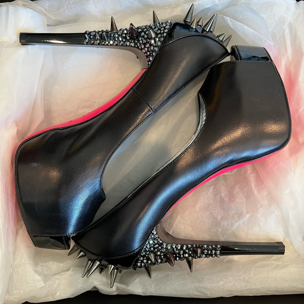 Ruthie Davis black spike and stud pumps size 36